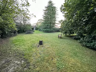 Terrain à bâtir, 323 m²