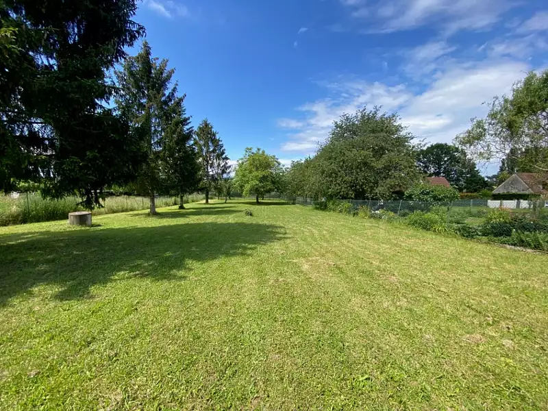Terrain à bâtir, 730 m² - Bussy-Saint-Martin (77600)