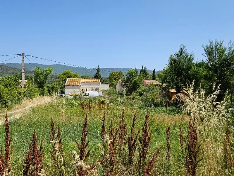 Maison neuve, 93 m² - Saint-Martin-de-la-Brasque (84760)