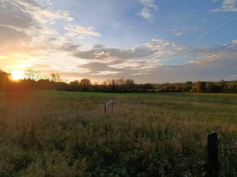 Terrain à bâtir, 1 069 m² - Mesnières-en-Bray (76270)