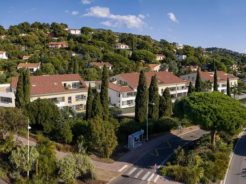 Le Domaine des Pins - Bormes-les-Mimosas (83230)