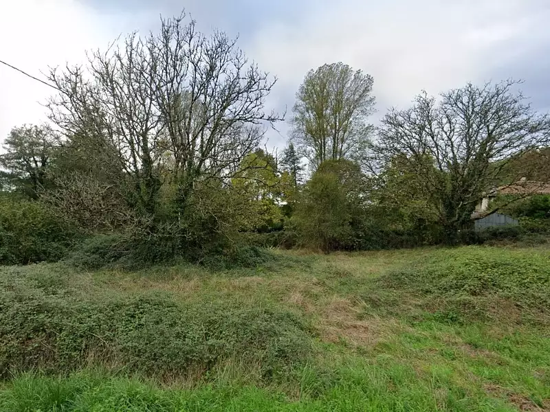 Terrain à bâtir, 850 m² - Langon (33210)