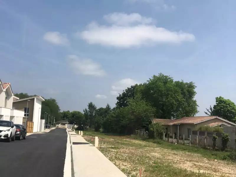 Terrain à bâtir, 269 m² - Eysines (33320)