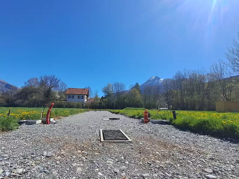 Terrain à bâtir, 400 m² - Chabottes (05260)