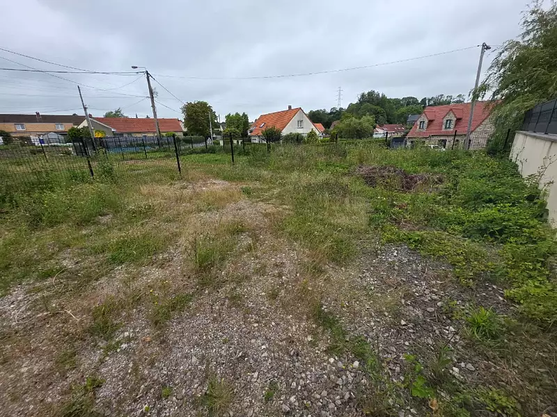 Terrain à bâtir, 400 m² - Hardinghen (62132)