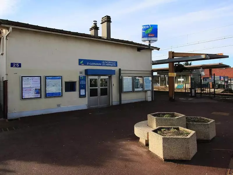 Terrain à bâtir, 543 m² - La Norville (91290)