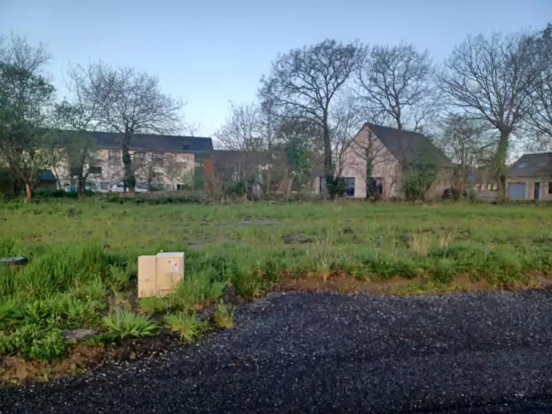 Terrain à bâtir, 427 m² - Lassy (35580)