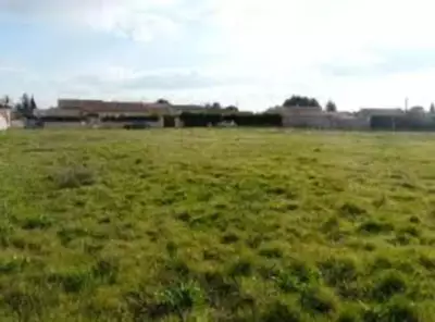 Terrain à bâtir, 1 037 m²