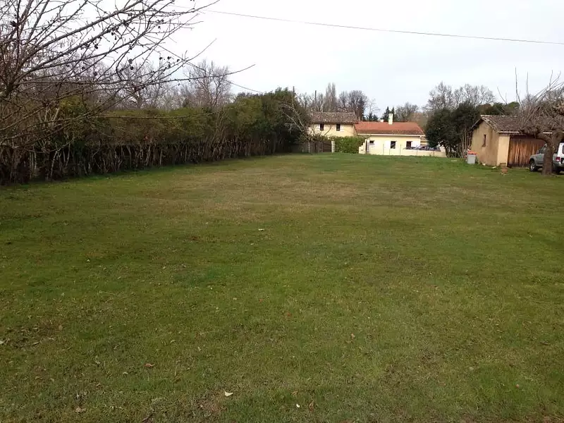 Terrain à bâtir, 550 m² - Coulommiers (77120)