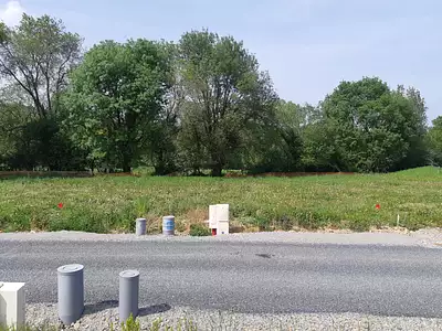 Terrain à bâtir, 340 m²