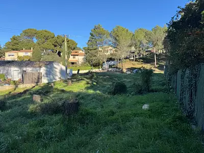 Terrain à bâtir, 741 m²