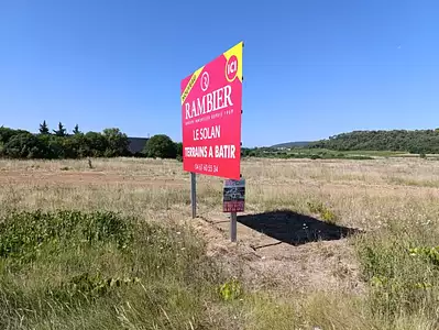 Terrain à bâtir, 210 m²