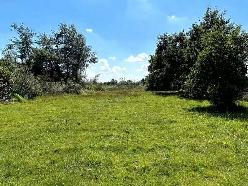 Terrain à bâtir, 550 m² - Roost-Warendin (59286)