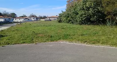 Terrain à bâtir, 801 m²