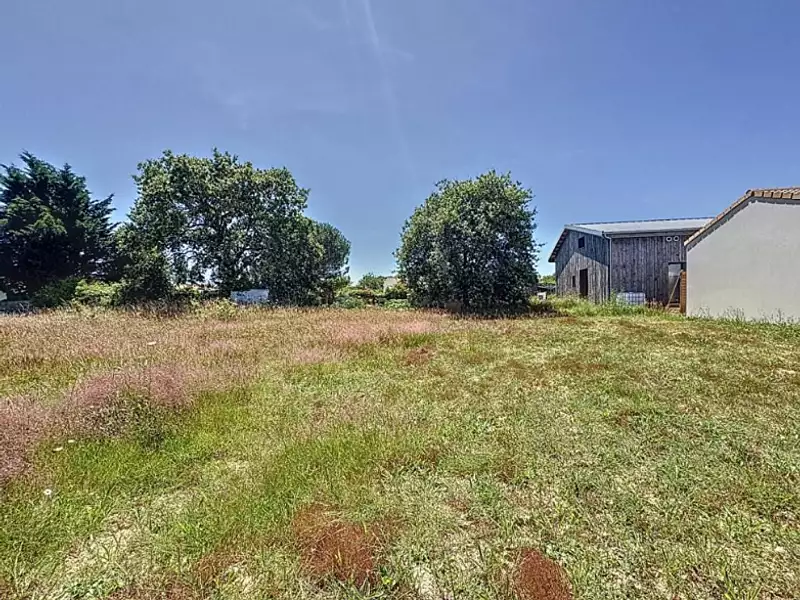 Terrain à bâtir, 460 m² - Coëx (85220)