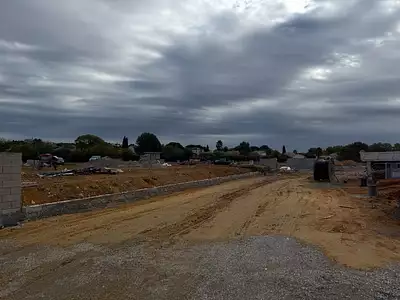 Terrain à bâtir, 642 m²