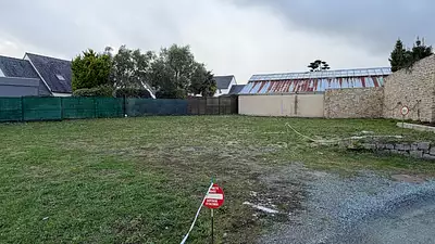 Terrain à bâtir, 350 m²