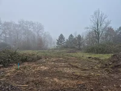 Terrain à bâtir, 392 m²