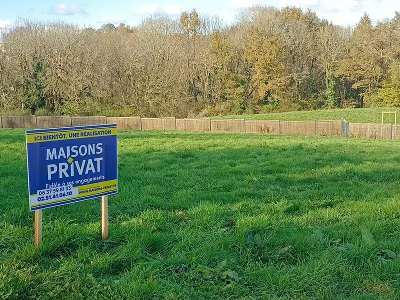 Terrain à bâtir, 621 m² - Les Pineaux (85320)