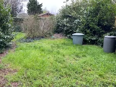 Terrain à bâtir, 700 m²