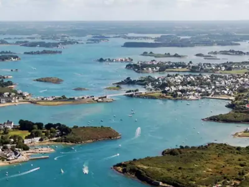 Maison neuve, 90 m² - Plougoumelen (56400)