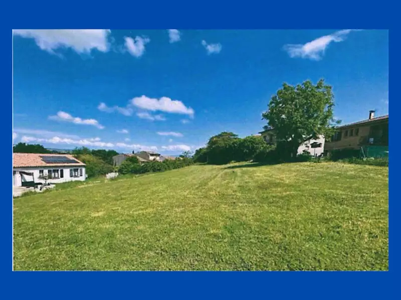 Terrain à bâtir, 1 076 m² - Caraman (31460)