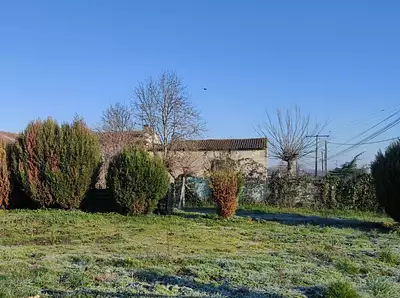 Terrain à bâtir, 600 m²