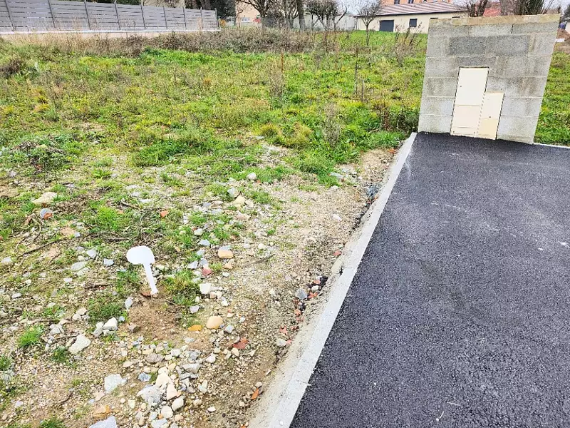 Terrain à bâtir, 436 m² - Saint-Bonnet-de-Mure (69720)