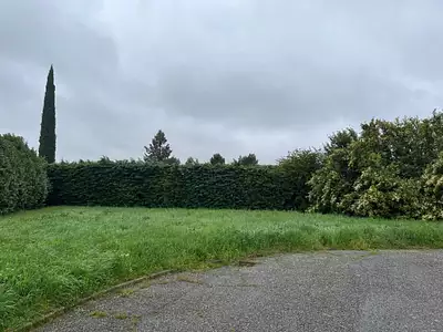 Terrain à bâtir, 555 m²