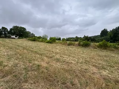 Terrain à bâtir, 729 m²