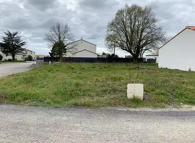 Terrain à bâtir, 350 m²