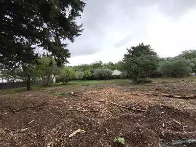 Terrain à bâtir, 605 m²