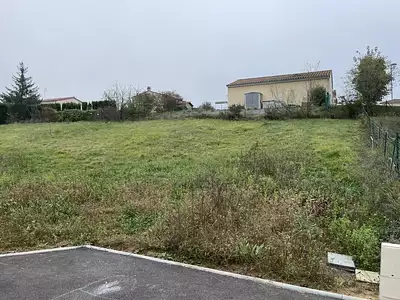 Terrain à bâtir, 486 m²