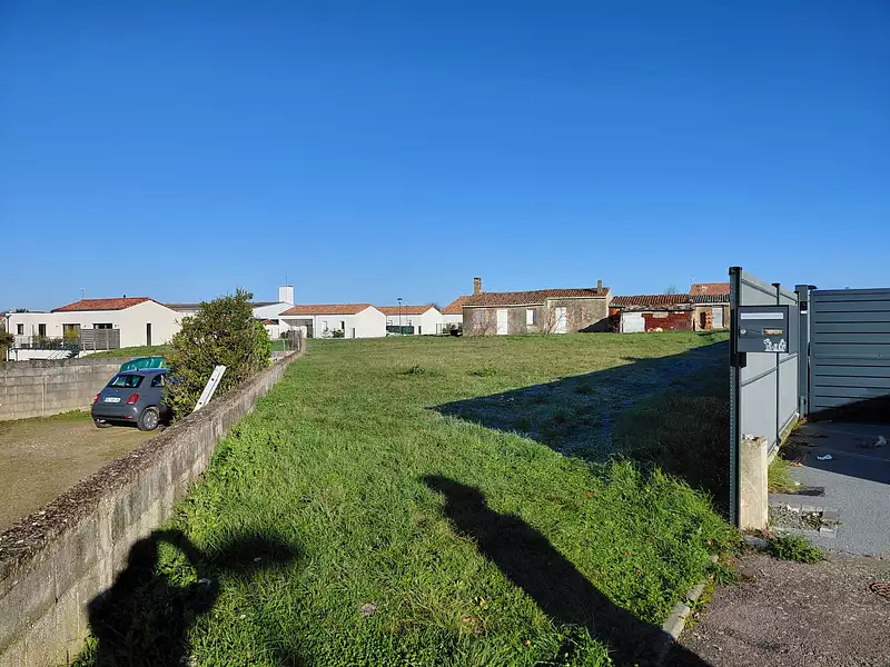 Terrain à bâtir, 410 m² - Longeville-sur-Mer (85560)