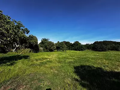 Terrain à bâtir, 1 100 m²
