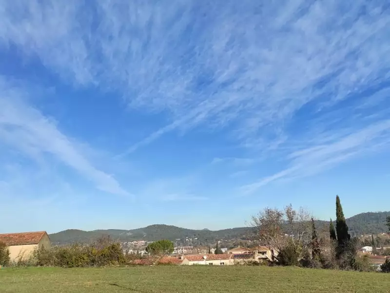 Terrain à bâtir, 410 m² - Brignoles (83170)
