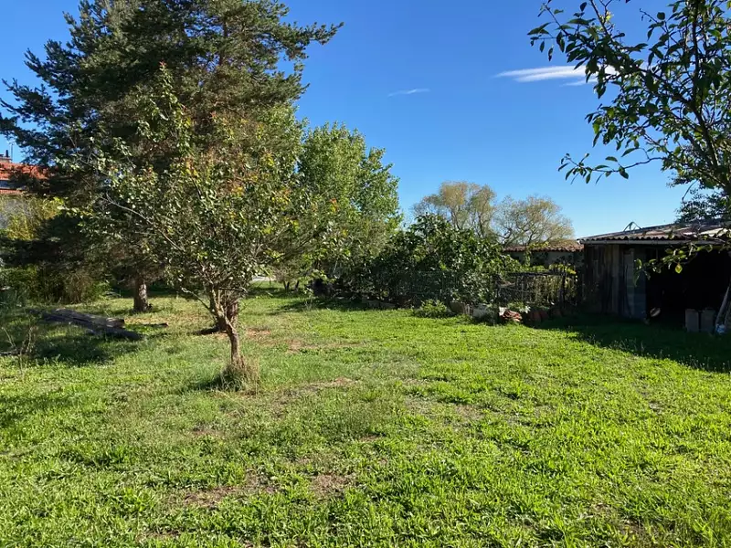 Terrain à bâtir, 1 000 m² - Les Villettes (43600)