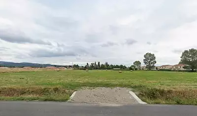 Terrain à bâtir, 651 m²