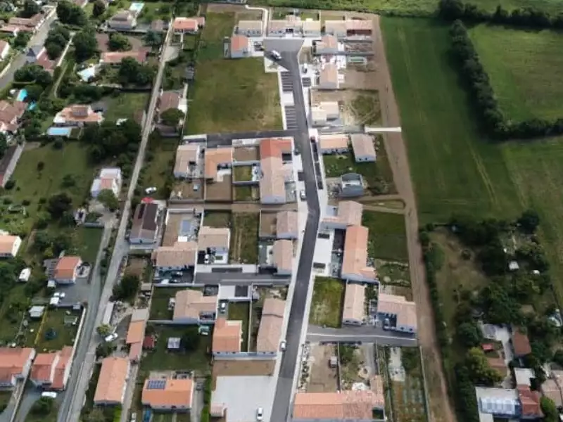 Terrain à bâtir, 383 m² - Le Thou (17290)