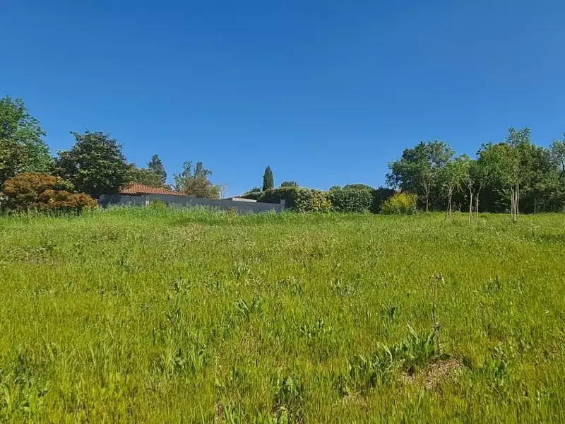Terrain à bâtir, 602 m² - Villeneuve-lès-Bouloc (31620)