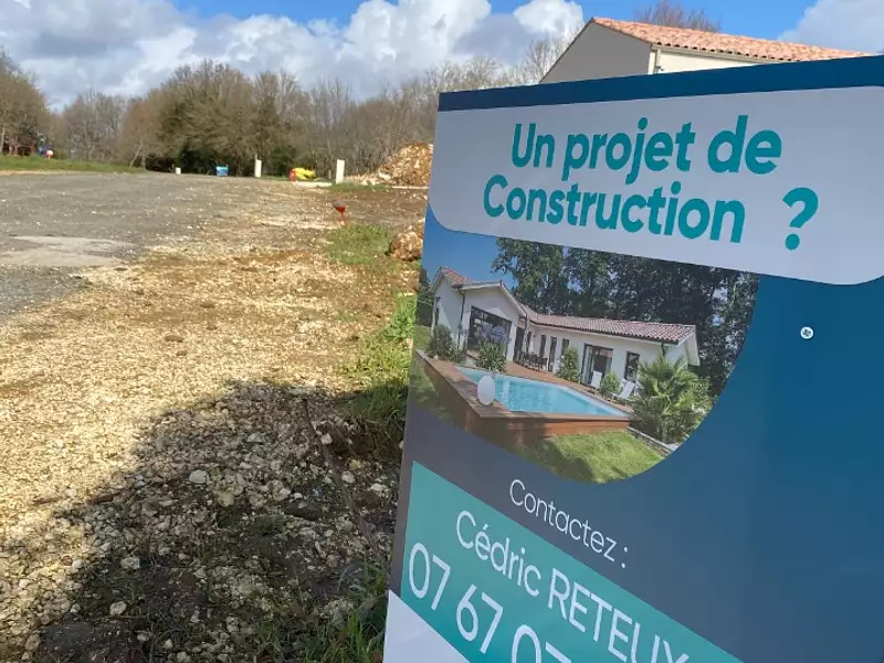 Terrain à bâtir, 353 m² - Port-des-Barques (17730)