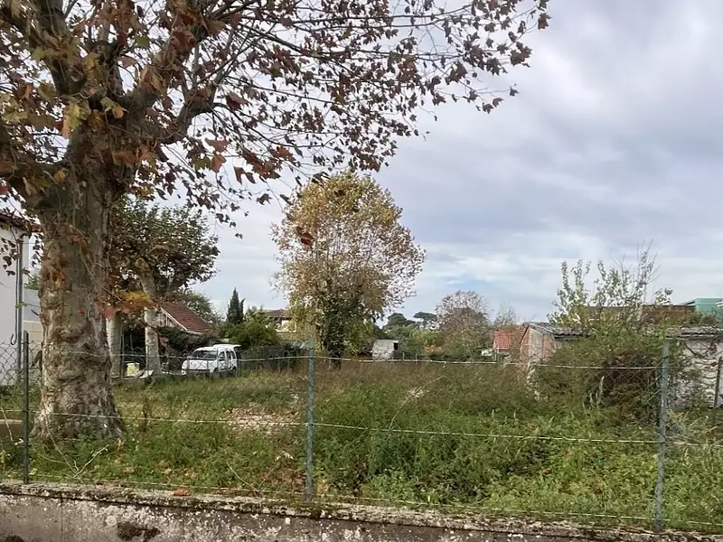 Terrain à bâtir, 700 m² - Mérignac (33700)