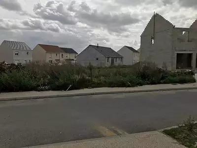 Terrain à bâtir, 320 m²