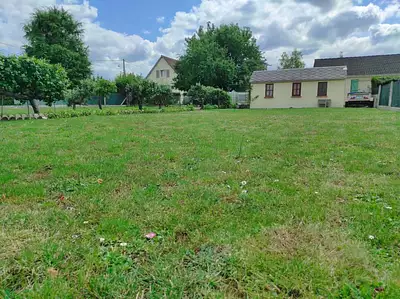 Terrain à bâtir, 611 m²