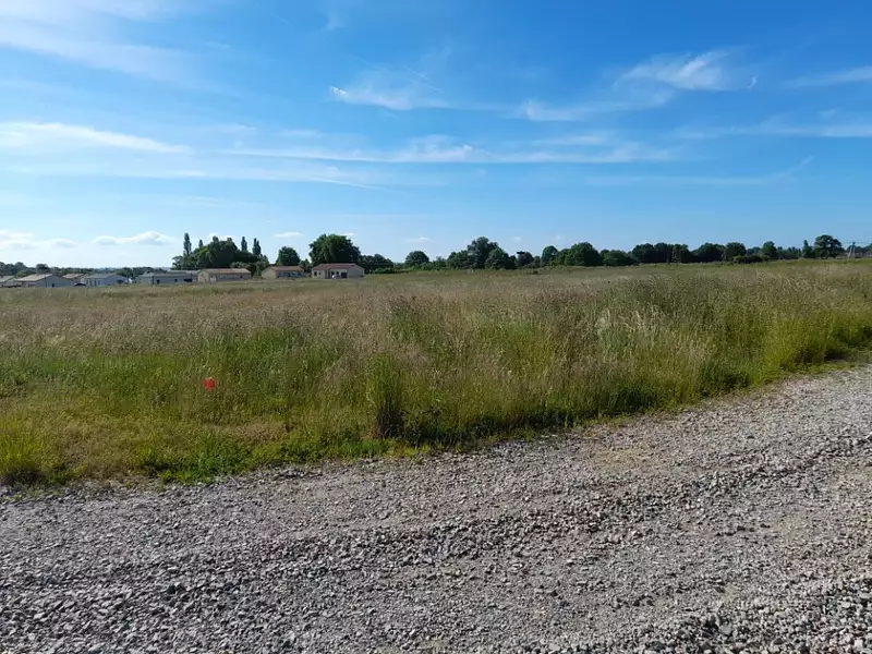 Terrain à bâtir, 1 000 m² - Saint-Maurice-les-Brousses (87800)