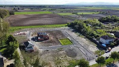 Les Anciens Bâtiments