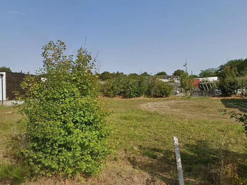 Terrain à bâtir, 454 m² - La Roche-sur-Yon (85000)