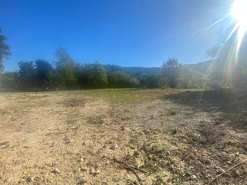 Terrain à bâtir, 600 m² - Toulon (83000)