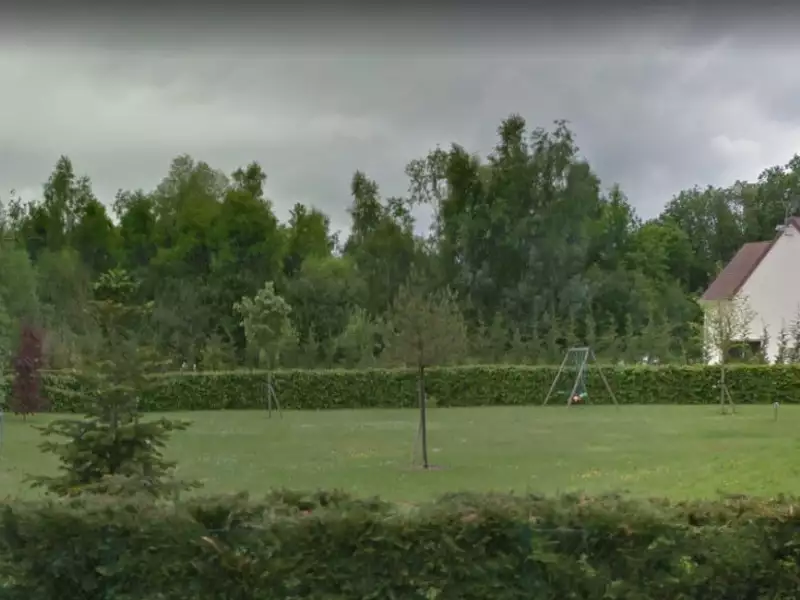 Terrain à bâtir, 960 m² - Gambais (78950)