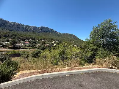 Terrain à bâtir, 1 700 m²